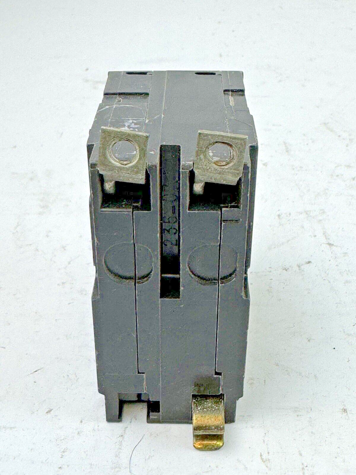 SQUARE D - QOB215 - BOLT-ON CIRCUIT BREAKER - 2 POLE/240VAC/15A/10kA