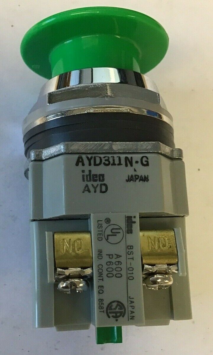 IDEC PUSH BUTTON AYD311N-G 120-600VAC 110-600VDC 10A GREEN