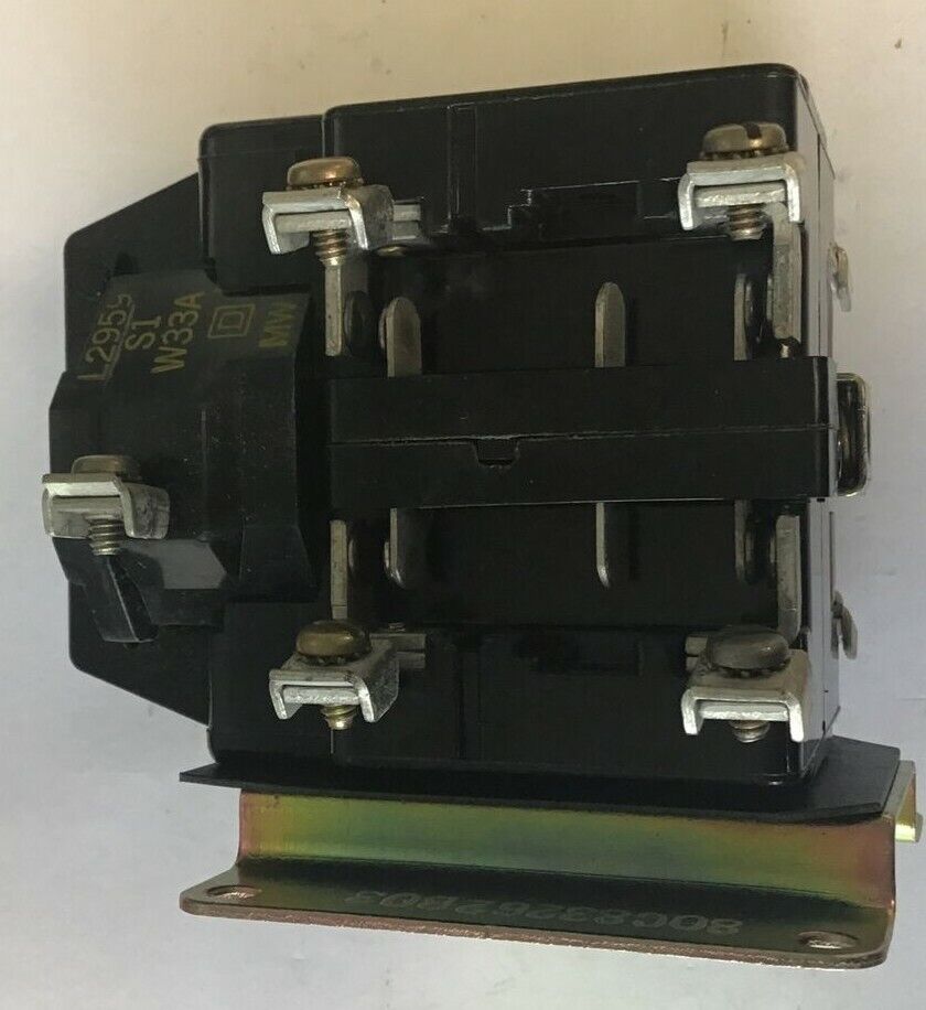 SQUARE D 8501 DO22-S6 CONTROL RELAY SER.C W/ L2959-S1-W33A COIL