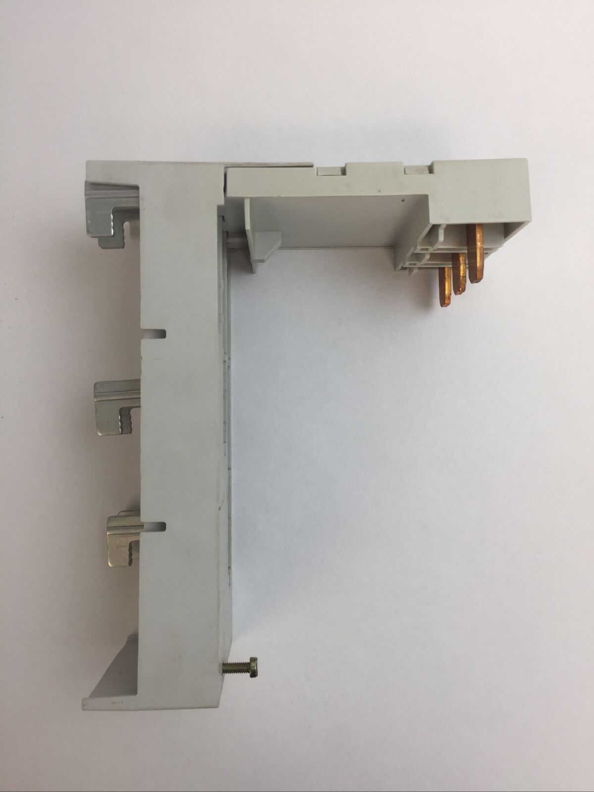 SIEMENS 8US1 111-4SM00 BUSBAR ADAPTOR 460V