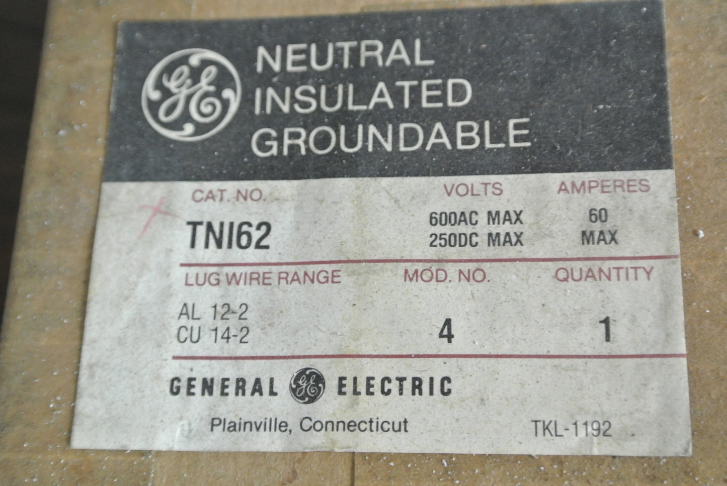 GE TNI62 - INSULATED GROUNDABLE NEUTRAL - 600VAC, 250VDC 60A MAX - NEW SURPLUS
