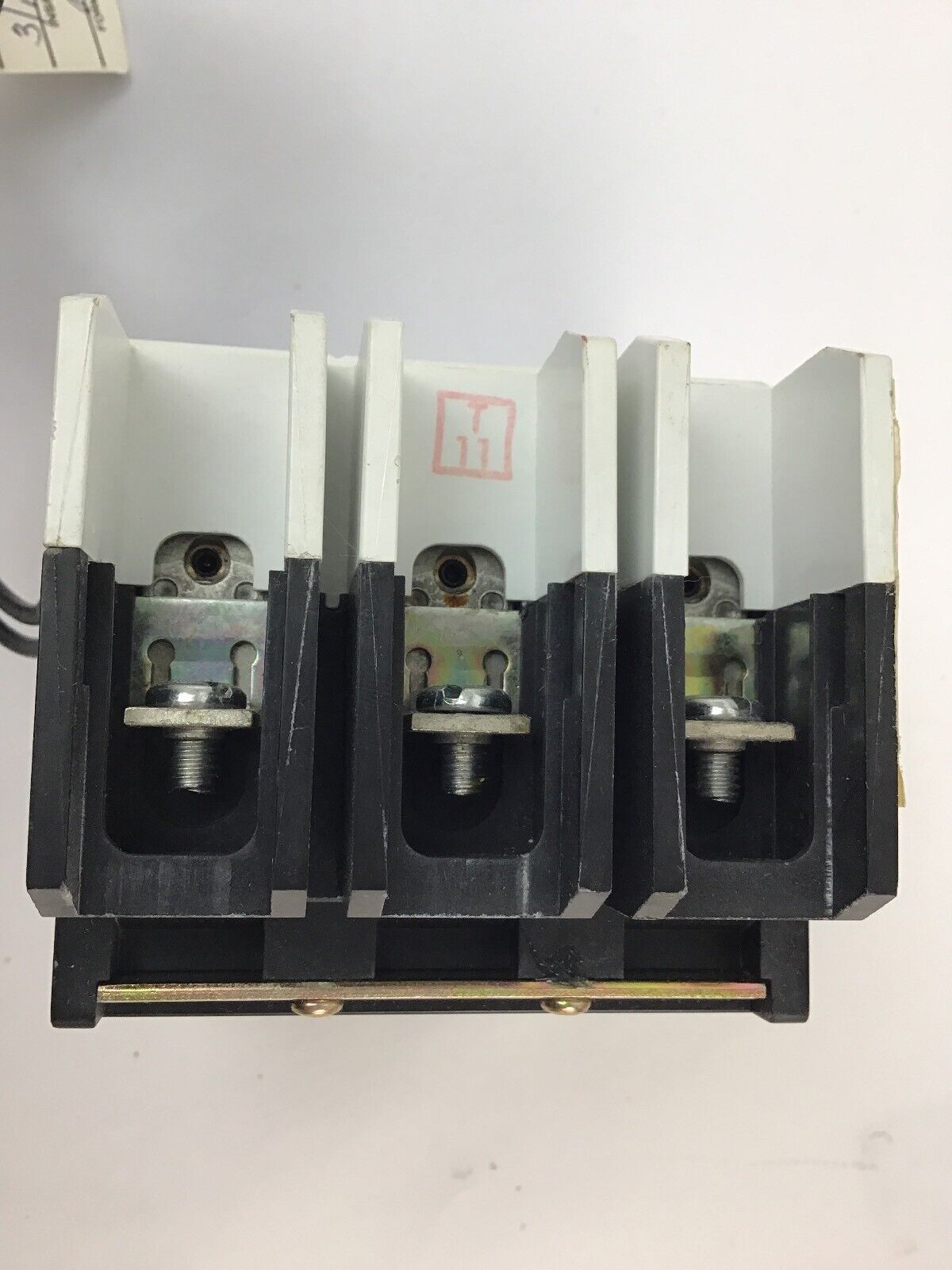 WESTINGHOUSE GDB3015DS1 3POLE 15A 14000@277/480VAC 65000@240VAC (GDB3015D)