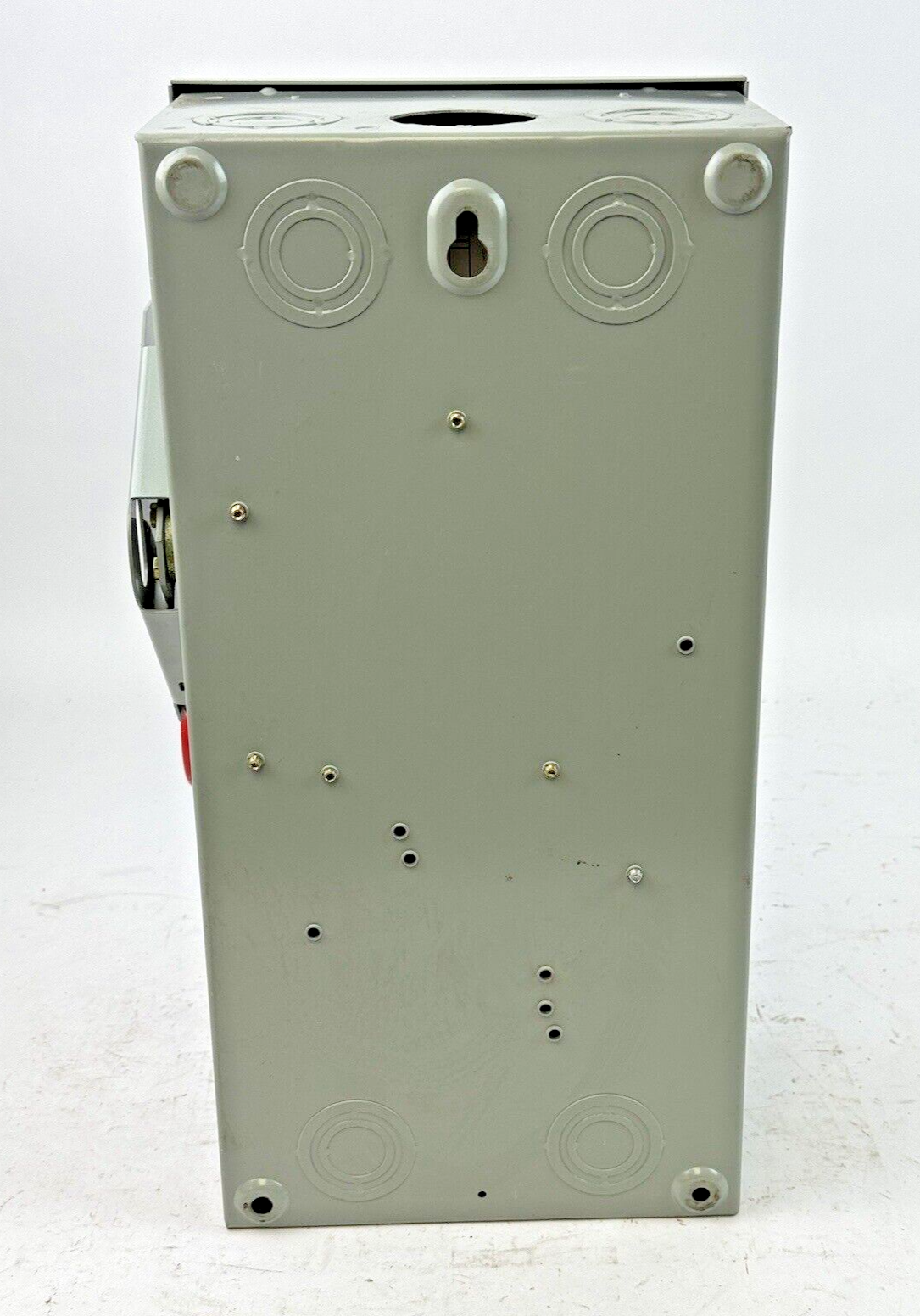 EATON - DH361UGK SER. B - HD SAFETY SWITCH - 30A/ 600VAC/250DC / 3 POLE/ TYPE 1