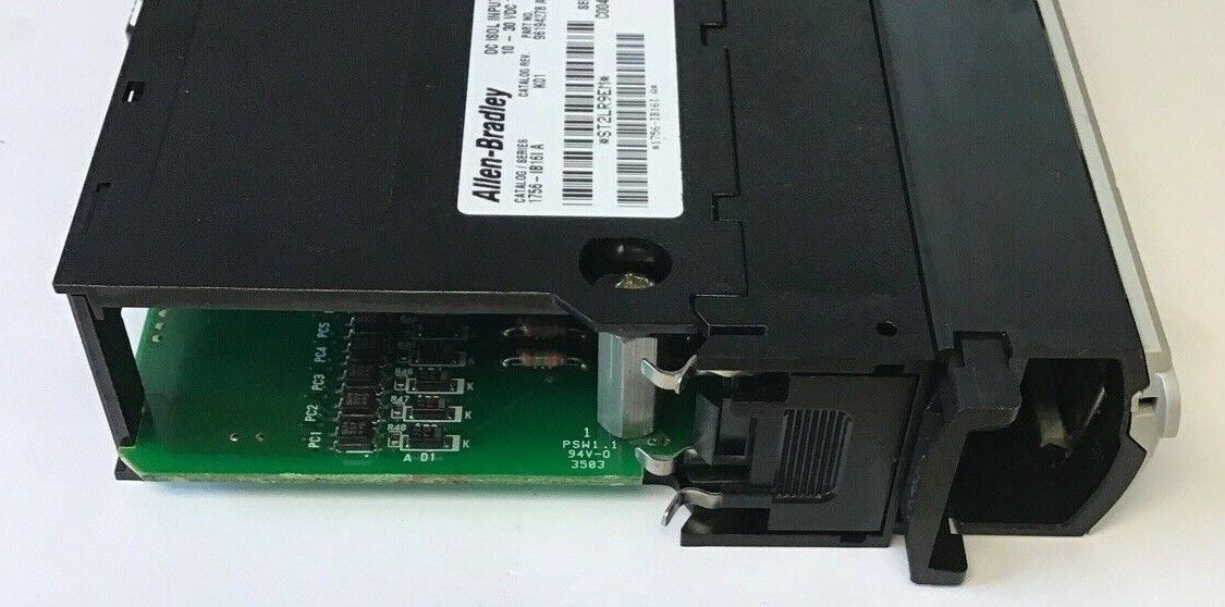 ALLEN BRADLEY INPUT MODULE 1756-IB16 SER.A CAT.REV.K01 16PT 24VDC F/W REV.2.2