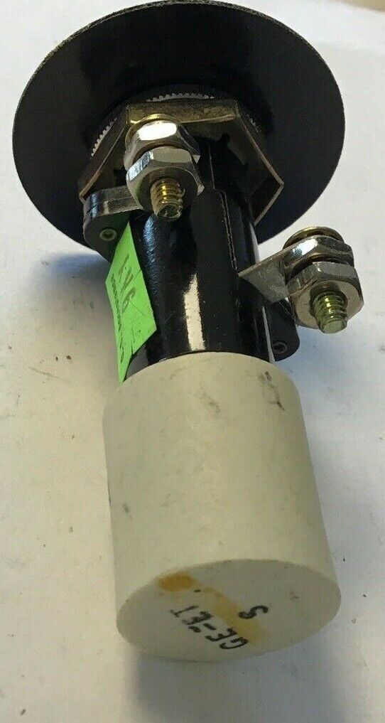 GENERAL ELECTRIC 227A240051 YELLOW INDICATOR LIGHT***LOTOF2***