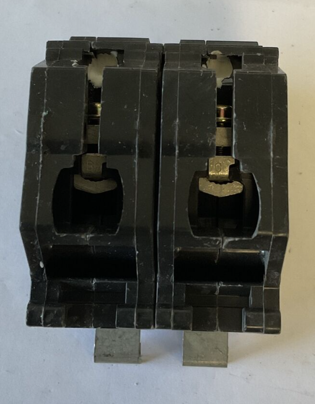 GENERAL ELECTRIC THQB 30A CIRCUIT BREAKER 2POLE