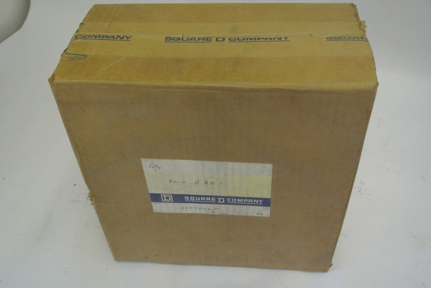 SQUARE D 9012 GAR1 - ELECTROMECHANICAL PRESSURE SWITCH - NEW SURPLUS