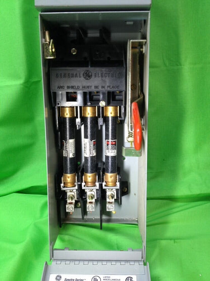 GE SPECTRA SERIES FUSIBLE PANELBOARD SWITCH 30 AMP 600V 3 POLE ADS36030HD