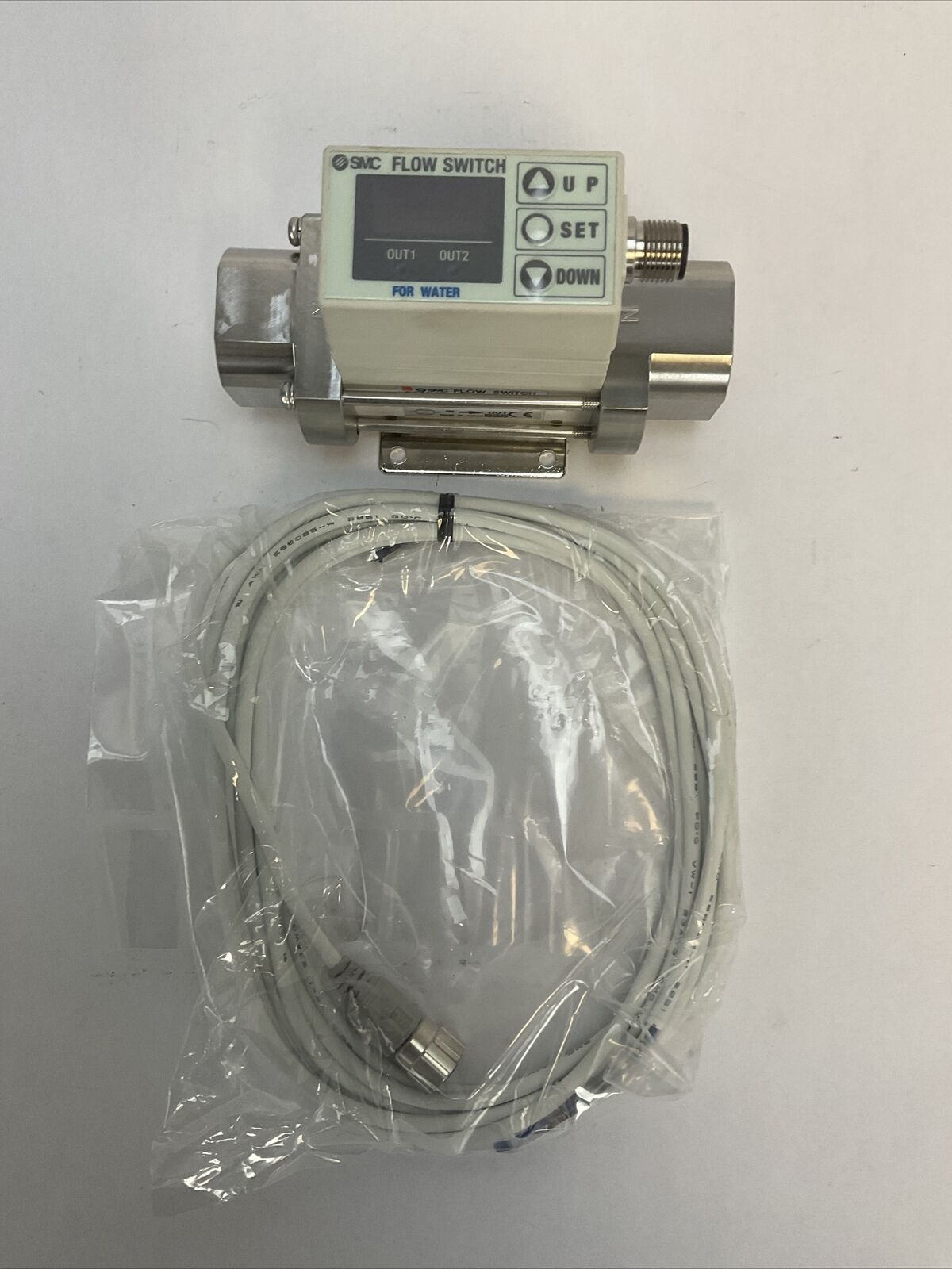 SMC PF2W704T-N03-67 DIGITAL FLOW SWITCH 12-24VDC