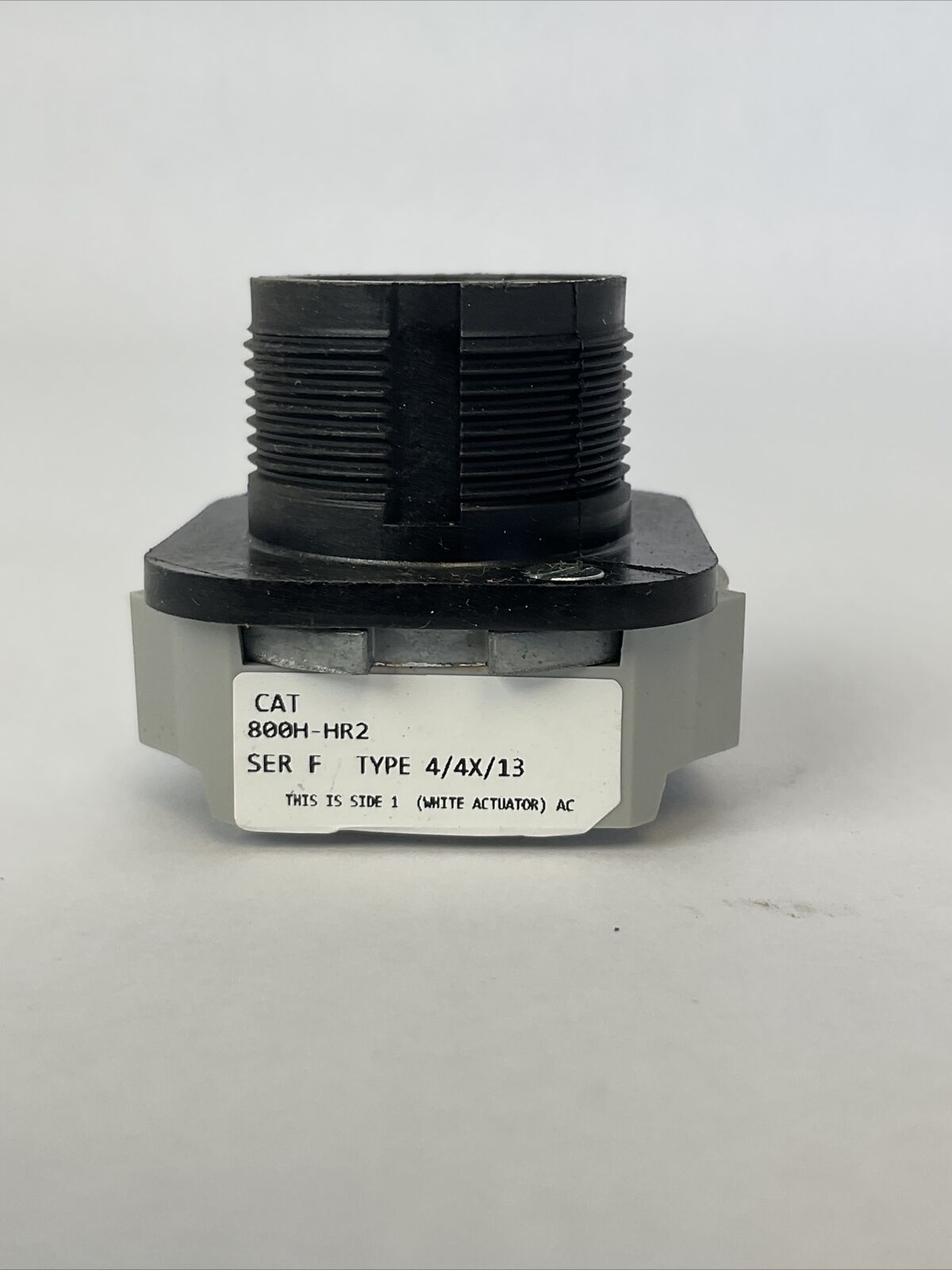 ALLEN BRADLEY 800H-HR2 SER F 30mm SELECTOR SWITCH 2-POSITION NON-ILLUMINATED