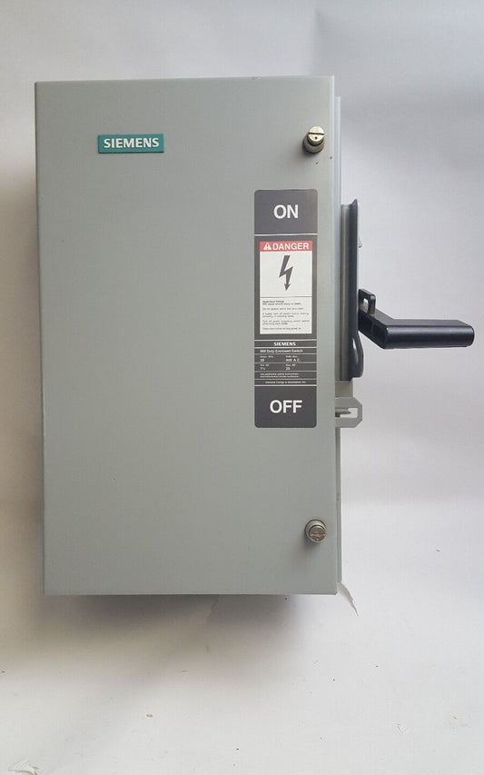 Siemens F351M Enclosed Switch - New No Box 30a 600v Enclosure 3,3R, 12