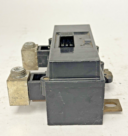 SQUARE D - QOM2225VH - CIRCUIT BREAKER - 2 POLE/ 225 A/ 240 VAC