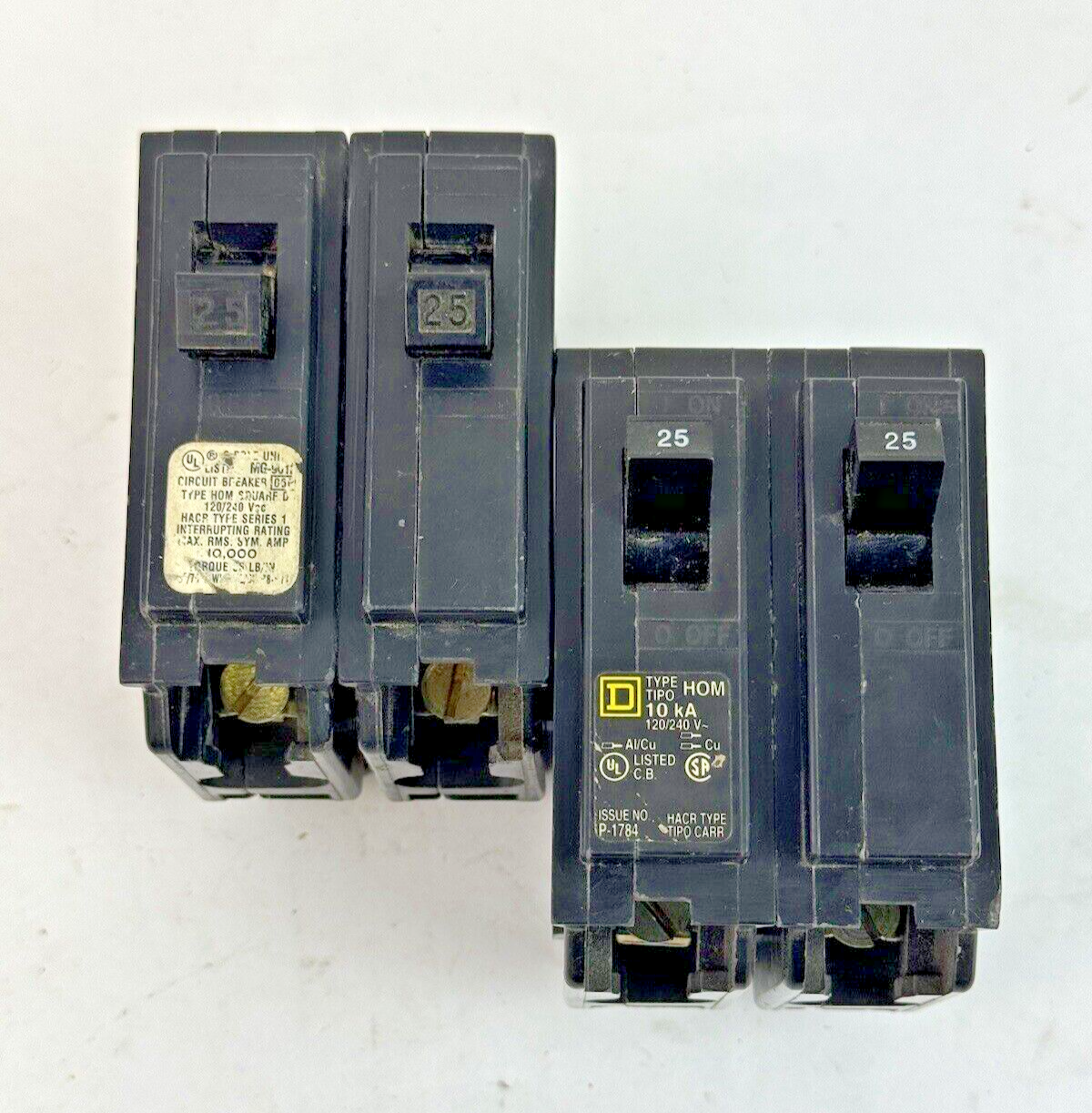 SQUARE D **LOT OF 2** HOM225 - CIRCUIT BREAKERS - 2 POLE/ 25 A/ 240 VAC