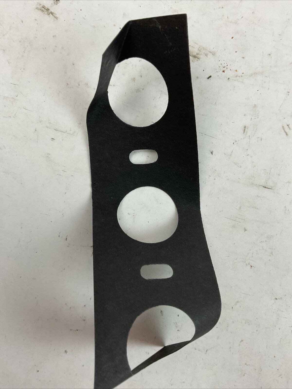 SIEMENS RS5774 REAR CONNECTING STUD USE WITH FRAM TYPE J, JD