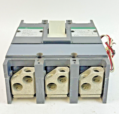 GE - TJK636Y600 - MOLDED CASE SWITCH W/ AUXILIARY SWITCH- 3 POLE/600VAC/600A