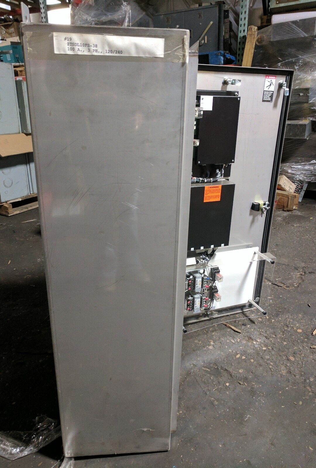 TRANSFER SWITCH GE ZENITH - 100 Amp - 120/240V - 3 Ph STAINLESS ZTSDL10FS-38