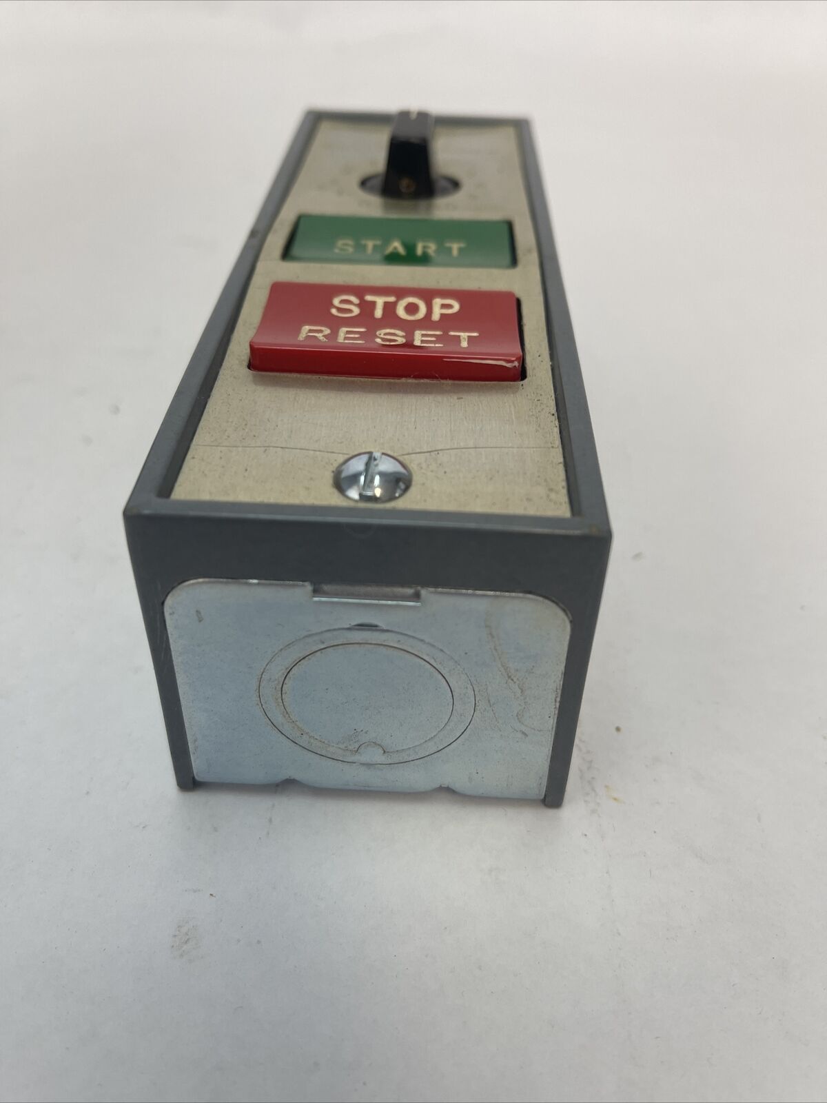 CUTLER HAMMER 10250ED1038 START STOP RESET PUSHBUTTON STATION