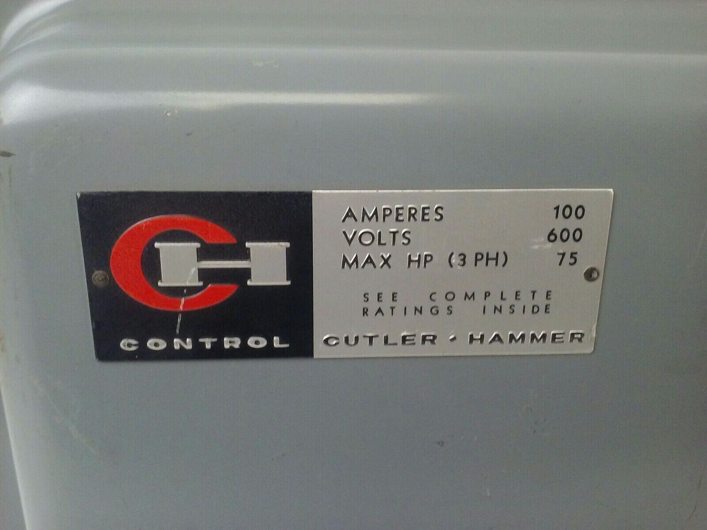 CUTLER HAMMER DH363U NON FUSIBLE H.D. SAFETY SWITCH 3P 100A 600VAC/250VDC 75HP