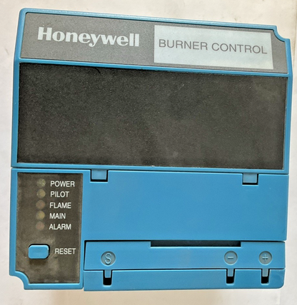 HONEYWELL RM7895B1013 BURNER CONTROL REV.C 120VAC 50/60HZ 9.8AFL 58.8ALR