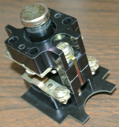 ALLEN-BRADLEY 801-BSC107 / PUSH-TYPE LIMIT SWITCH / 1 N.O., 1 N.C. / NEW SURPLUS