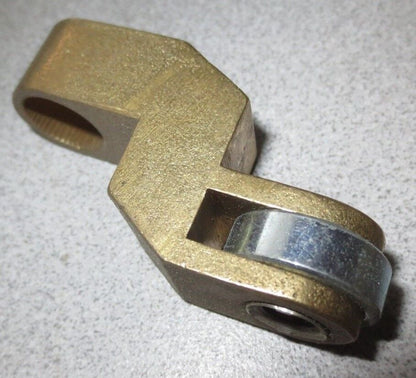 NAMCO EL020-53325 REGULAR OFFSET LIMIT SWITCH ROLLER LEVER - NEW SURPLUS