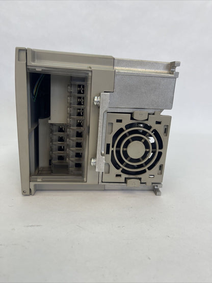 SCHNEIDER ELECTRIC I2TLXM05AD34N4 380/480VAC 3kW LEXIUM 05
