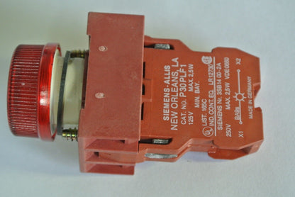 SIEMENS 3SB02-LFCR - 22mm RED PILOT LIGHT - FULL VOLTAGE 24V / P30PLF1 NEW SURPL