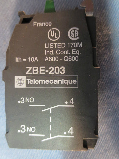 TELEMECANIQUE / SCHNEIDER ZBE203 CONTACT BLOCK - NEW SURPLUS