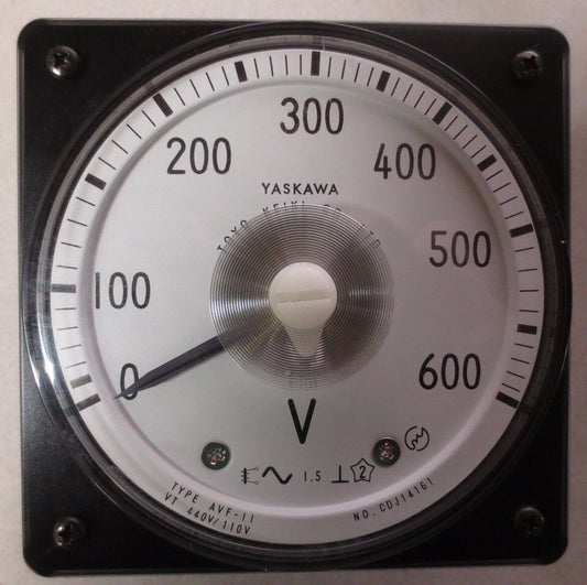 TOYO KEIKI / YASKAWA TYPE AVF-11 / GAUGE / PANEL METER 0-600 - 440V/110V