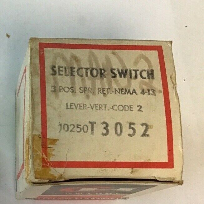 CUTLER HAMMER 10250T3052 3POS SELECTOR SWITCH CODE2