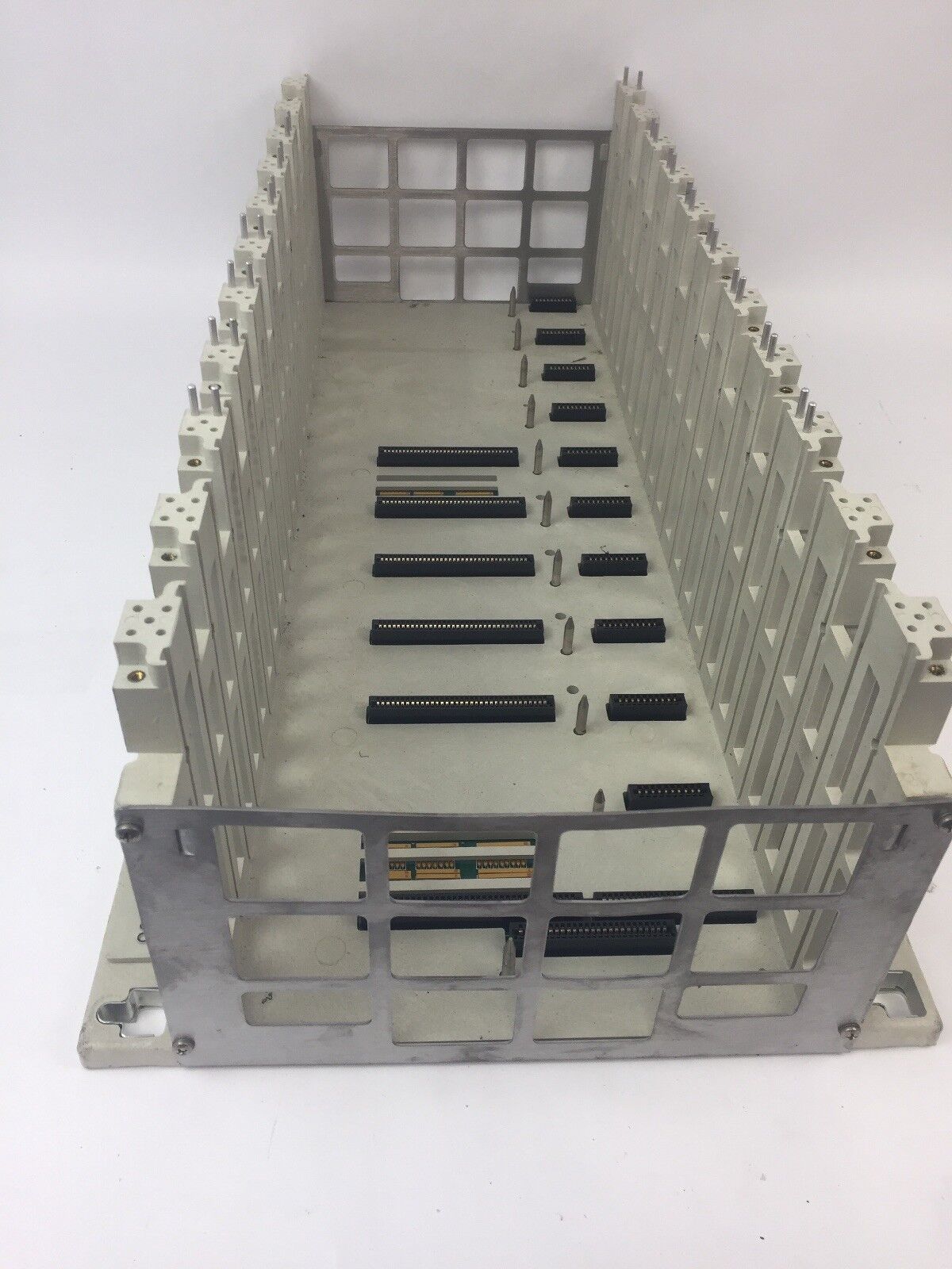 MODION AS-H827-209 11 SLOT RACK