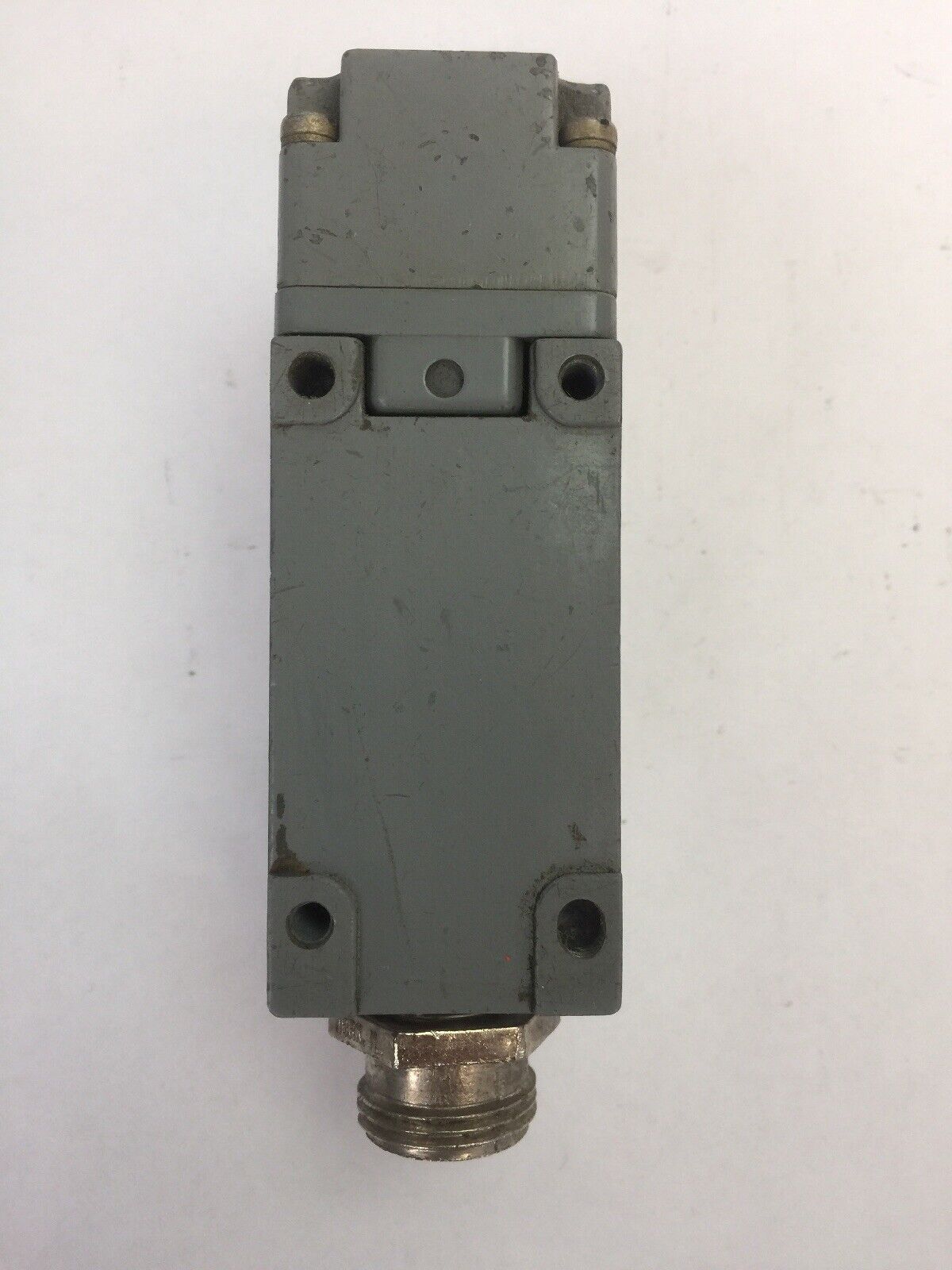 CUTLER HAMMER E50SAN SWITCH BODY SER A2 120VAC E50DR1 OPERATING HEAD SER A1 E50R