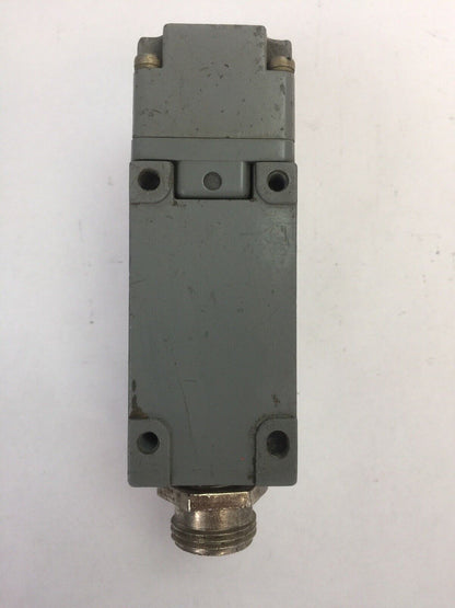 CUTLER HAMMER E50SAN SWITCH BODY SER A2 120VAC E50DR1 OPERATING HEAD SER A1 E50R