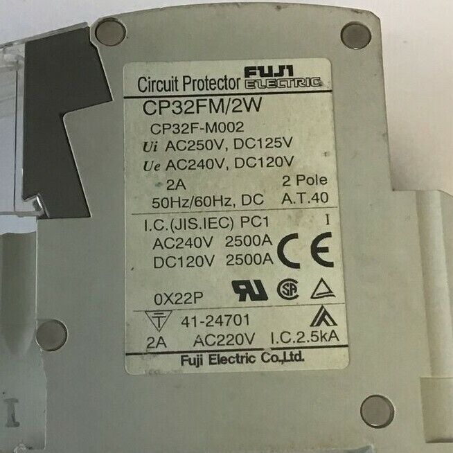 FUJI CP32FM/2W CIRCUIT PROTECTOR 2A 50/60HZ 3POLE
