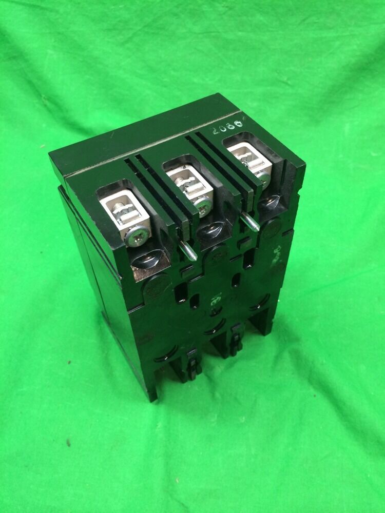 GENERAL ELECTRIC 60 AMP 3 POLE CIRCUIT BREAKER TEB132060 240 VAC