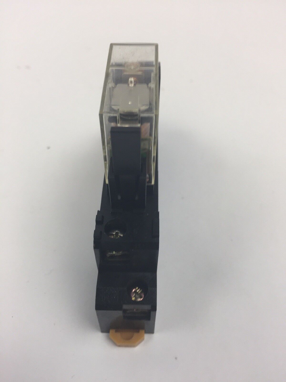 ALLEN BRADLEY 700-HN121 SLIM LINE RELAY 5A 250 VAC 700-HK36Z24-4