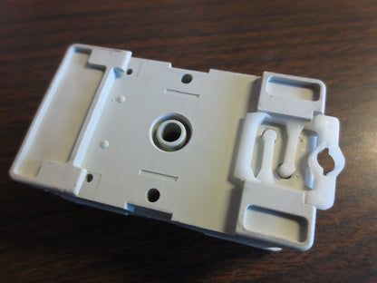 ALLEN-BRADLEY 700-HN100 Ser. D SOCKET BASE