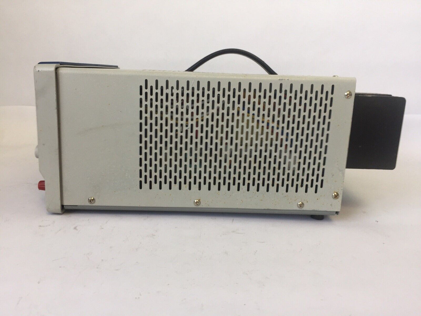 BK PRICISION CAT II MODEL 1761 DC POWER SUPPLY