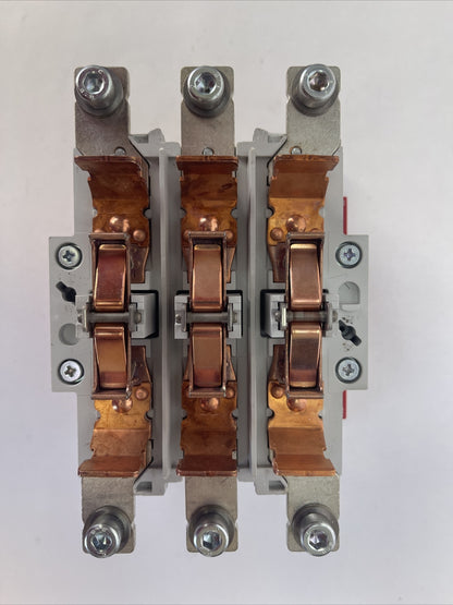 ALLEN BRADLEY 100S-D95EN22C CONTACTOR 600VAC 160A 75HP SER B 100S-D SER A
