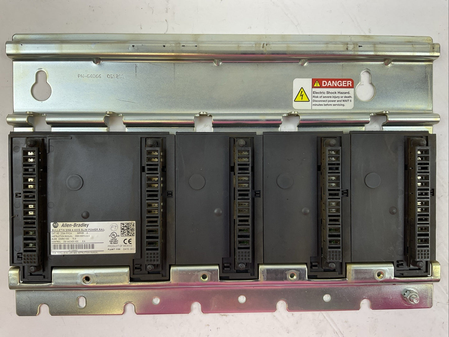 ALLEN BRADLEY 2094-PRS4 SER A 4 AXIS SLIM POWER RAIL BUSS 325/650VDC 70A CONTROL