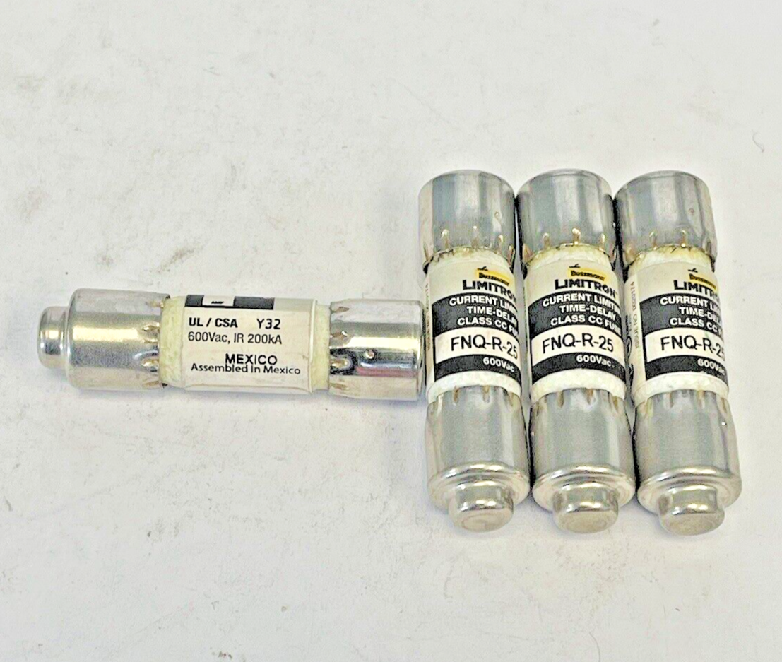 BUSSMANN *LOT OF 4* - FNQ-R-25 - 25 AMP, 600 VAC, TIME-DELAY, CLASS CC FUSES