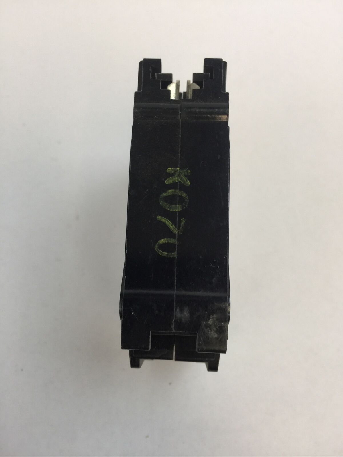 SYLVANIA C120 CIRCUIT BREAKER 20AMP 120/240VAC 1POLE (LOT OF 10)