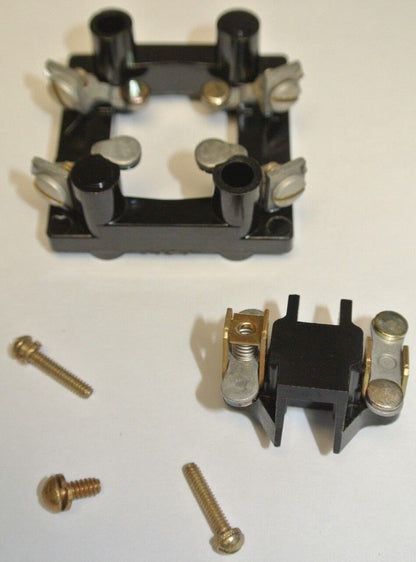 ALLEN-BRADLEY Z-32345 / SET of CONTACTS w/ SUPPORTS / 1NO, 1NC / NEW SURPLUS
