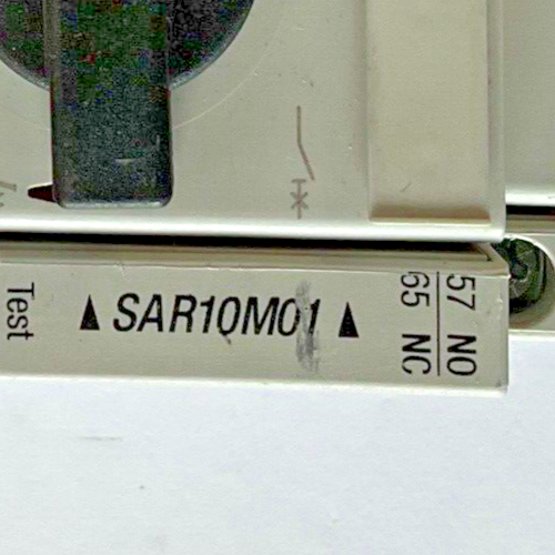 ALLEN BRADLEY 140M-C2E-B40 SER.B MOTOR PROTECTOR W/140-C-A AUX CONTACT SER.A