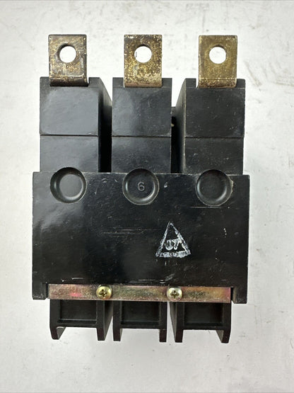 CUTLER HAMMER GHB3035 CIRCUIT BREAKER 3POLE 35AMP 277/480VAC 240VAC 125/250VDC