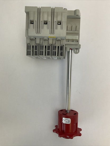 ALLEN BRADLEY 194R-C30-1753 DISCONNECT SWITCH 3PH 600VAC 20HP 250VDC 5HP 194R-N2