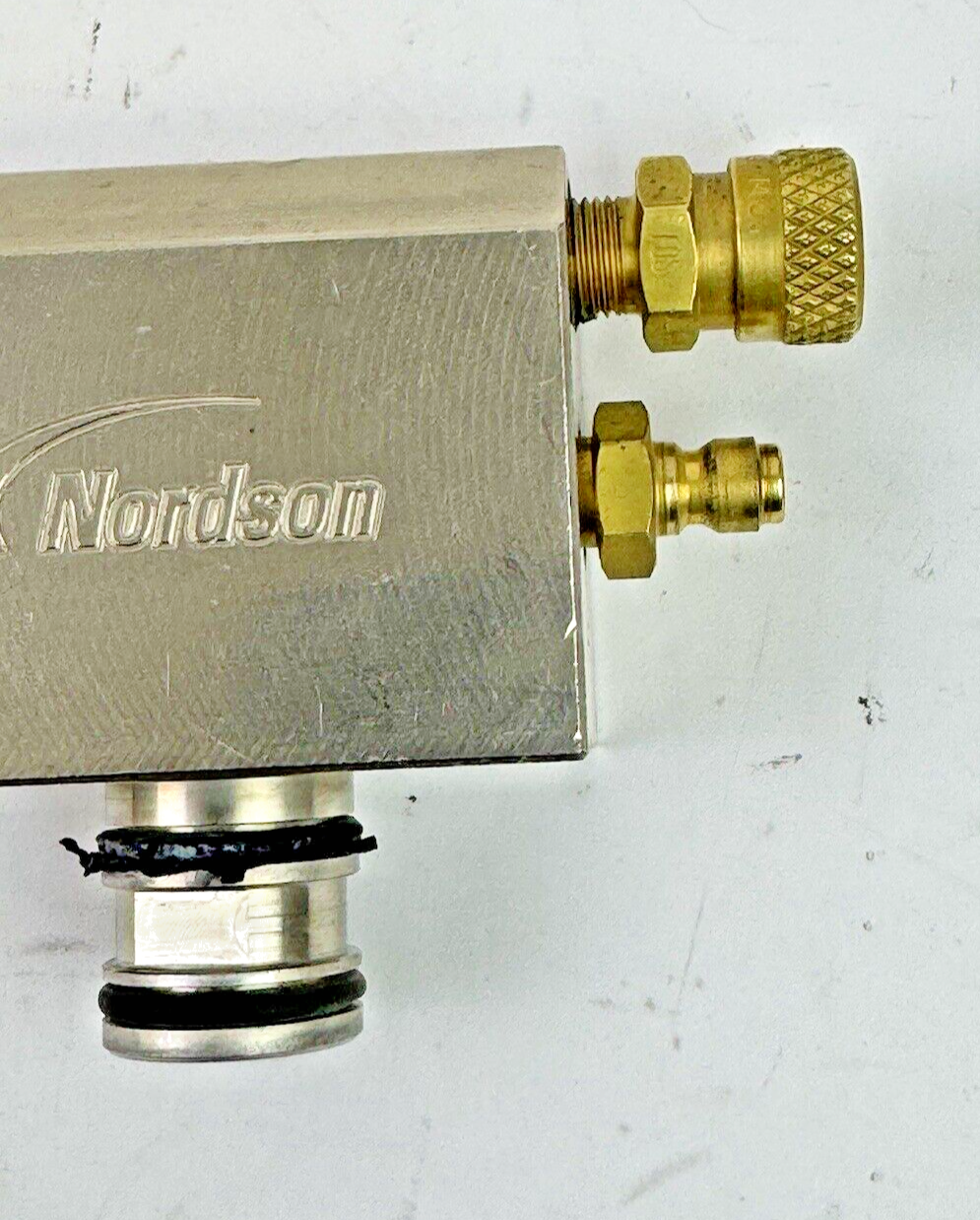 NORDSON - ENCORE INLINE POWDER FEED PUMP W/ ATTACHMENT - SEE PHOTOS