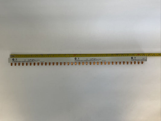 ALLEN BRADLEY 1492-A3B8 BUS BAR SER A