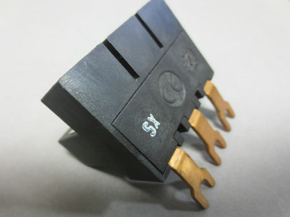 ALLEN-BRADLEY 140M-C-WTE Ser. A - CONTACT BLOCK