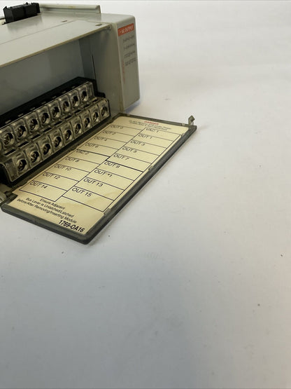 ALLEN BRADLEY 1769-OA16 SER A F/W REV 3.1 DIR/VER 95320750/03 16PT 85-265VAC